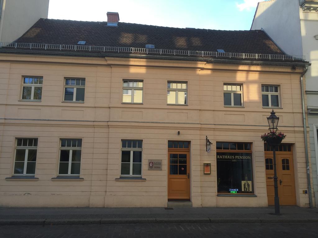 Rathaus-Pension 1685 Brandenburg  Luaran gambar